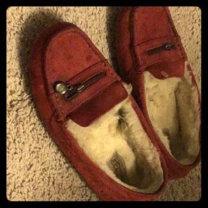 Final Price drop ! UGG slippers. Price drop!